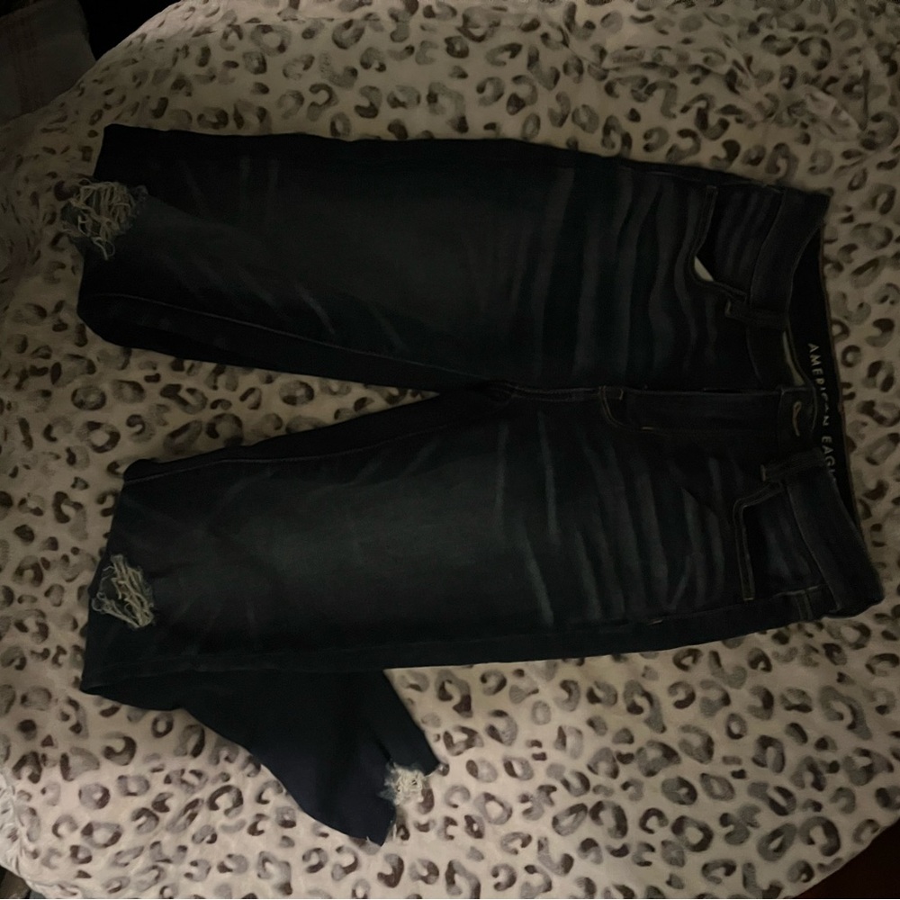 American Eagle Dark Blue Distressed Jeans sz 4